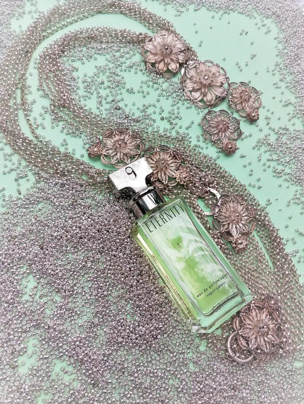 Thiết kế chai và bao bì Calvin Klein Eternity For Women