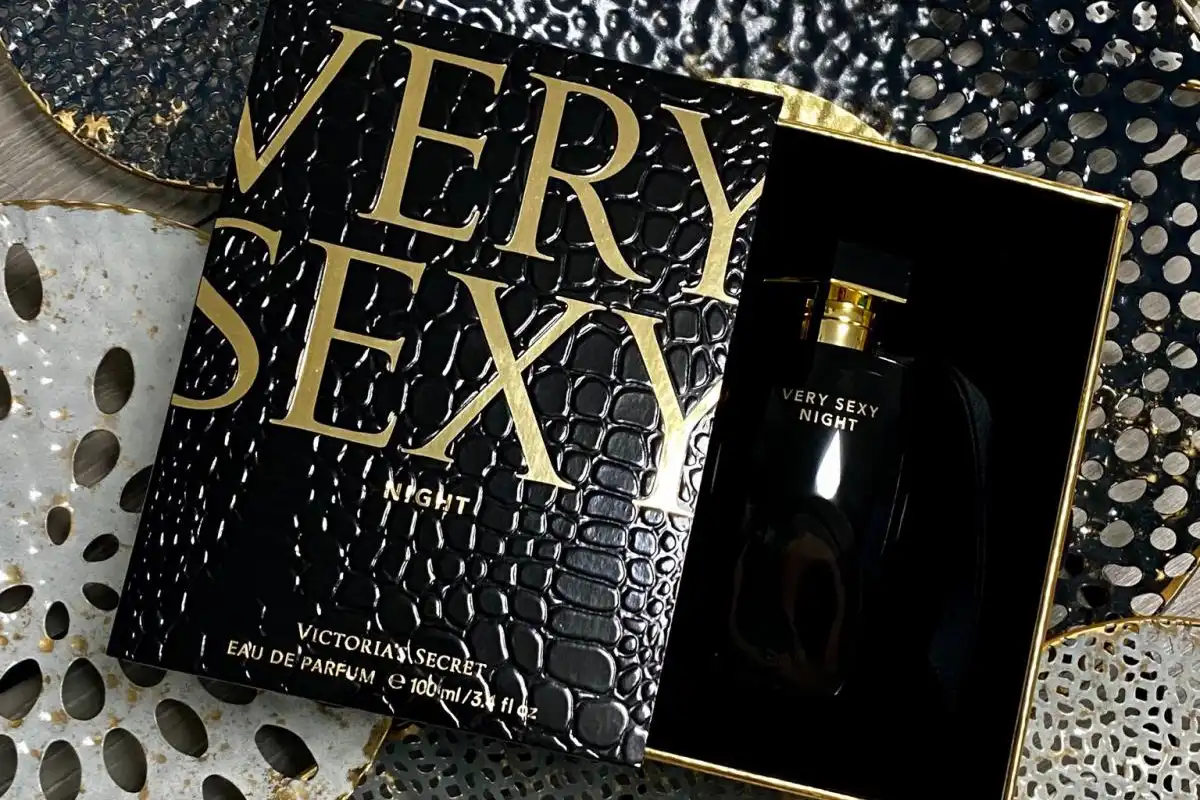 Victoria’s Secret Very Sexy Night - Mùi Hương Của Sự Ngọt Ngào và Quyến Rũ