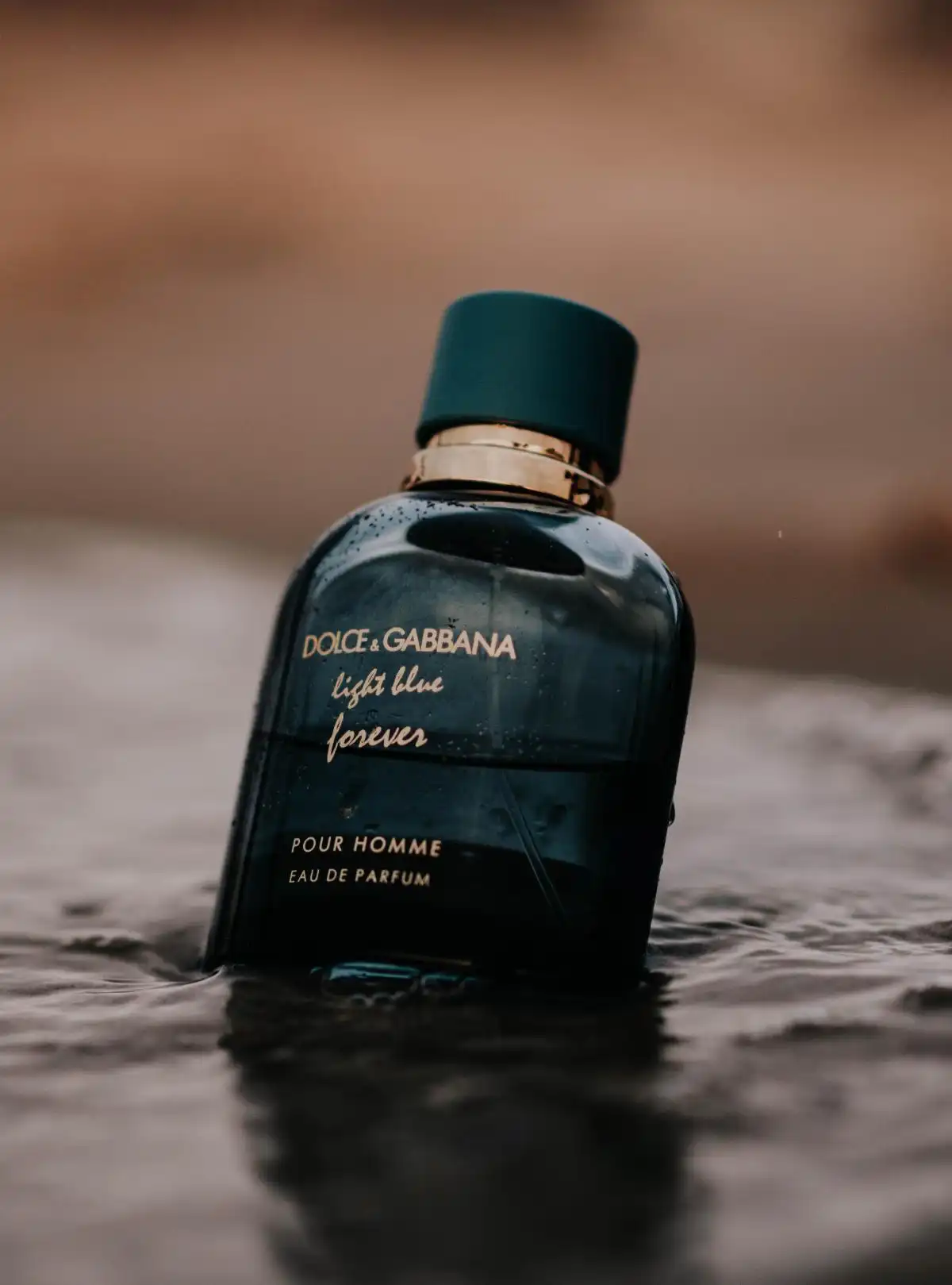 Tính linh hoạt nước hoa Dolce & Gabbana Light Blue Forever Pour Homme