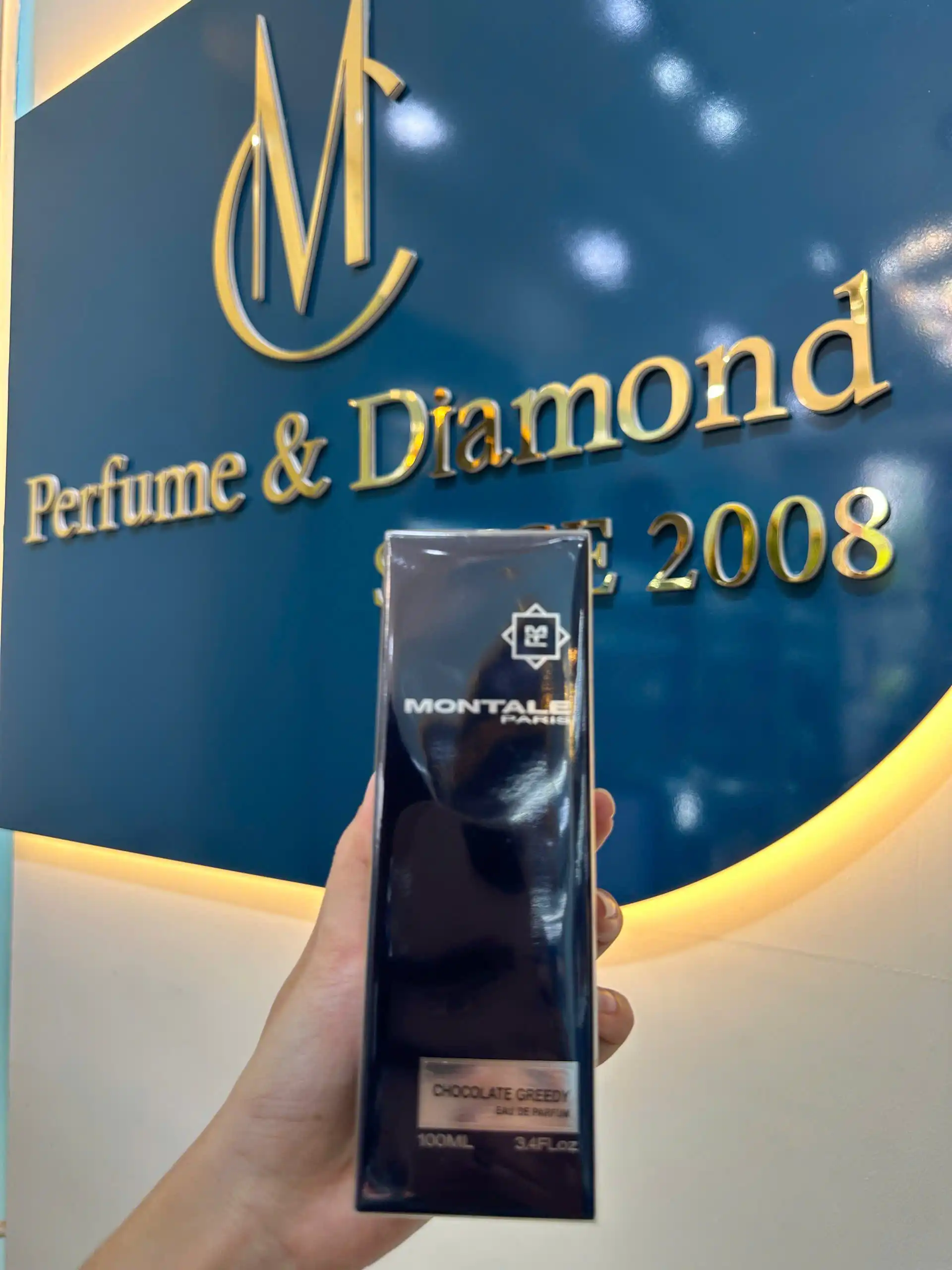 Nước hoa Pháp giảm giá 20%