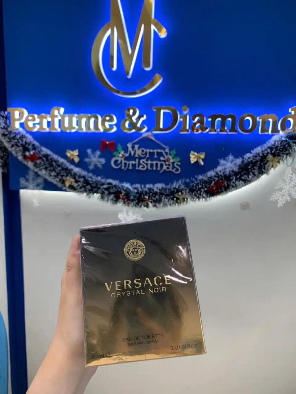 Nước hoa Pháp giảm giá 20%