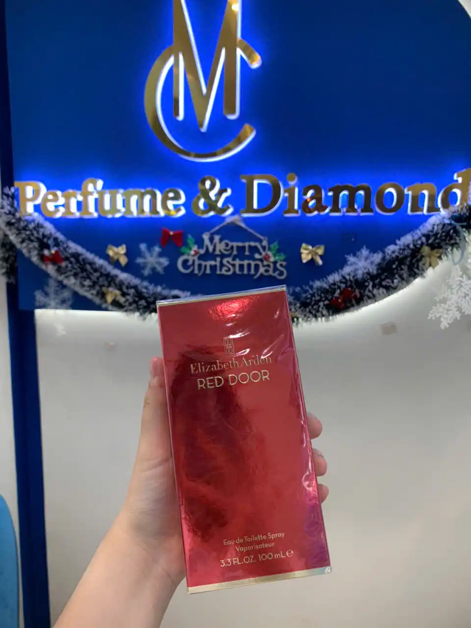 Nước hoa Pháp giảm giá 20%