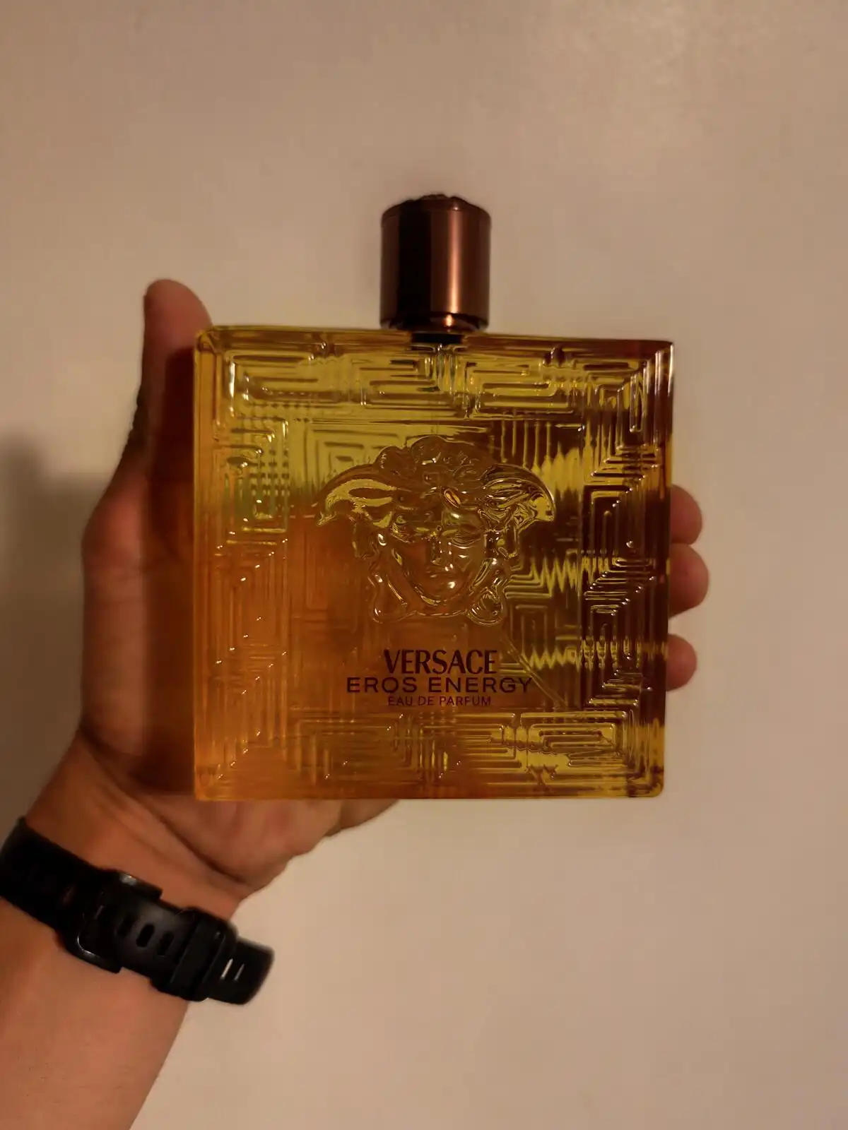 Độ lưu hương nước hoa Versace Eros Vàng - Eros Energy