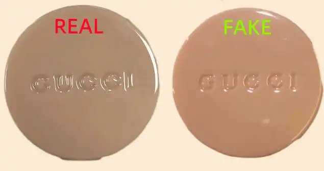 Cách phân biệt Gucci Bloom thật và giả bằng Mặt trên của nắp chai