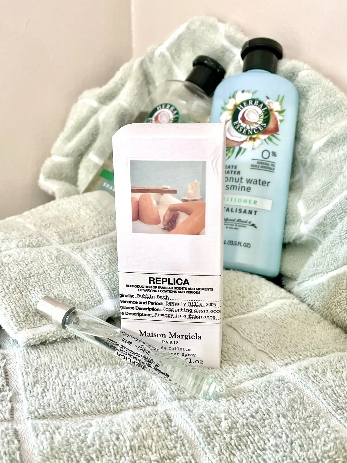 Độ lưu hương Maison Margiela Replica Bubble Bath 2025
