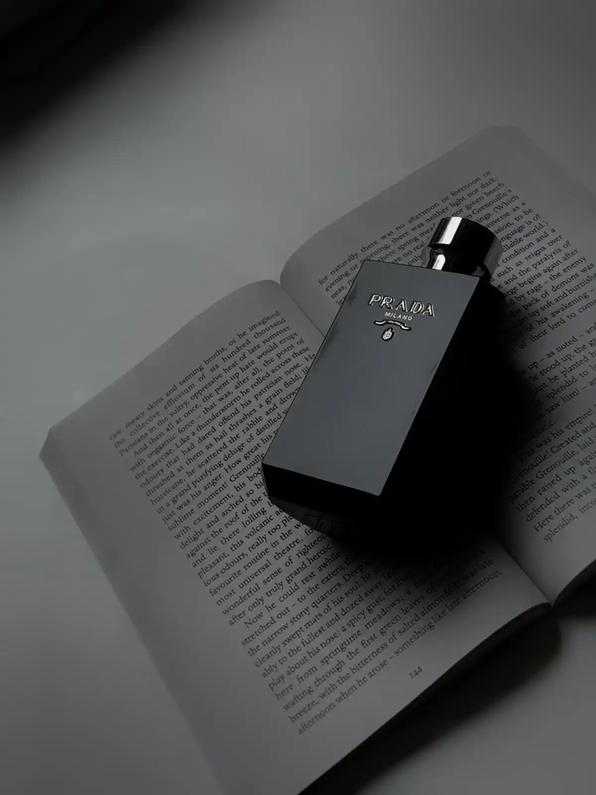 Độ tỏa hương Prada l’Homme Intense Eau de Parfum