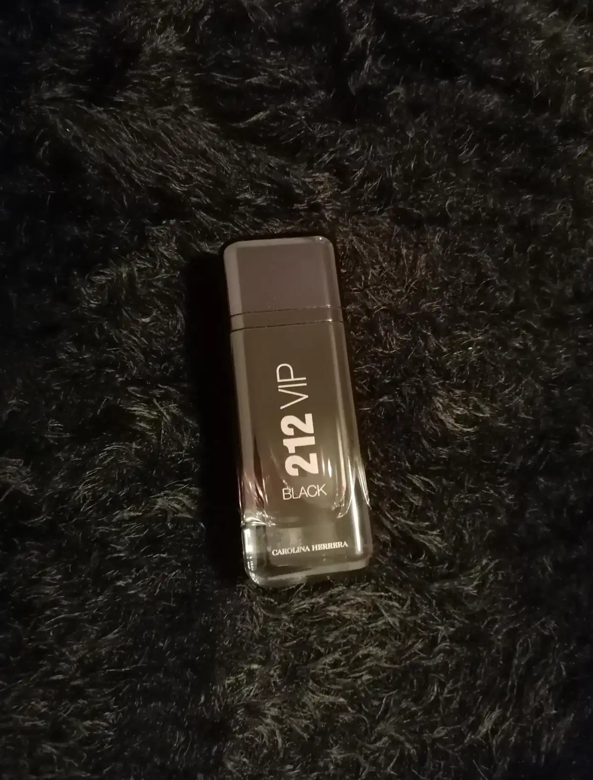 Độ Lưu Hương Nước Hoa 212 VIP Black