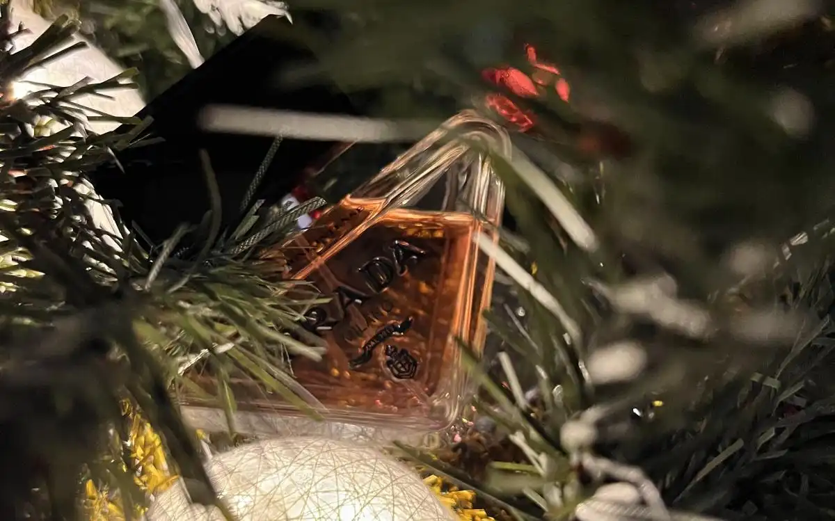 Review Prada Paradoxe Intense Eau de Parfum