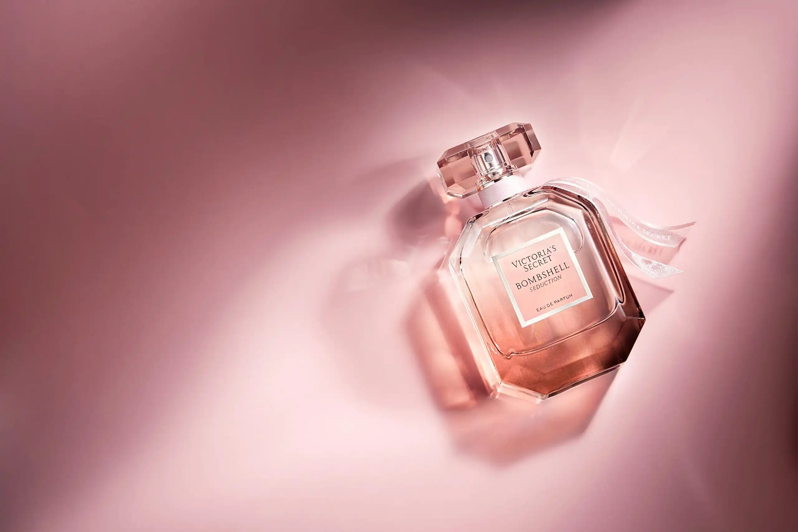 Dòng Nước Hoa Bombshell Có Mấy Loại?