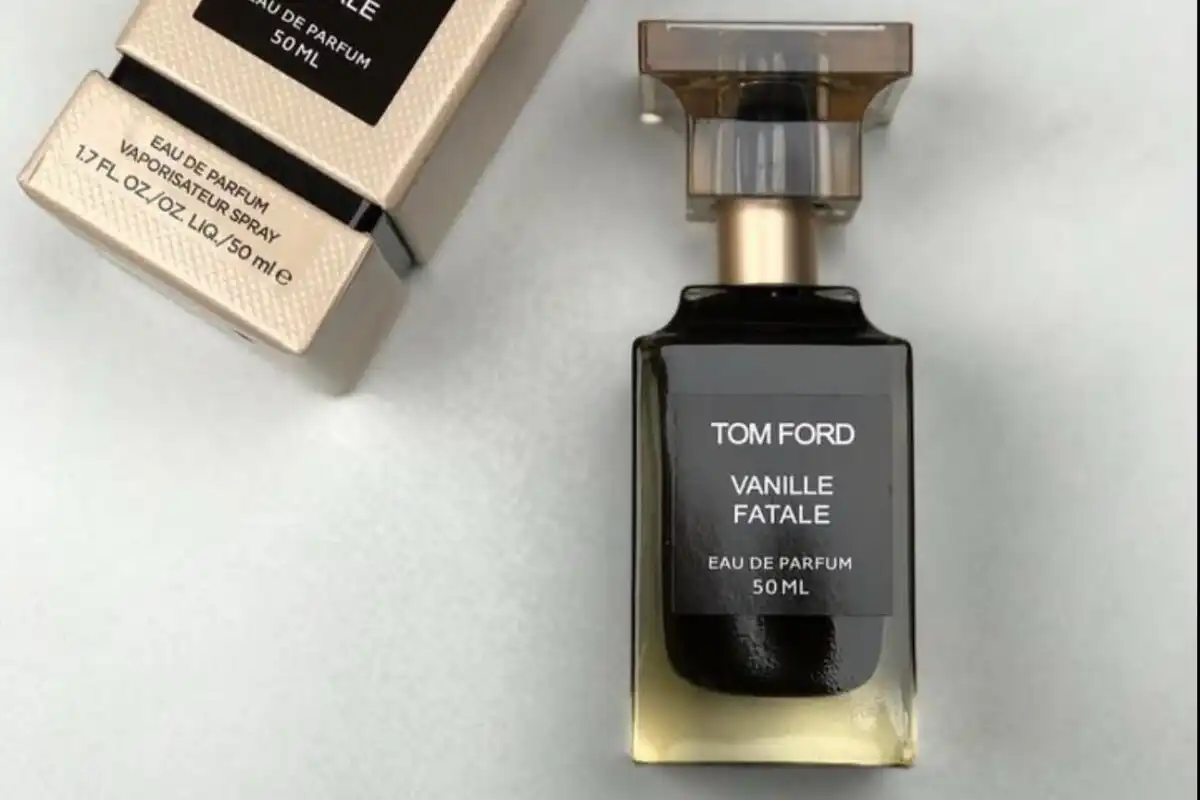 Review Tom Ford Vanille Fatale: Chai Nước Hoa Hoàn Hảo Cho Một Buổi Tối Giáng Sinh Rực Rỡ