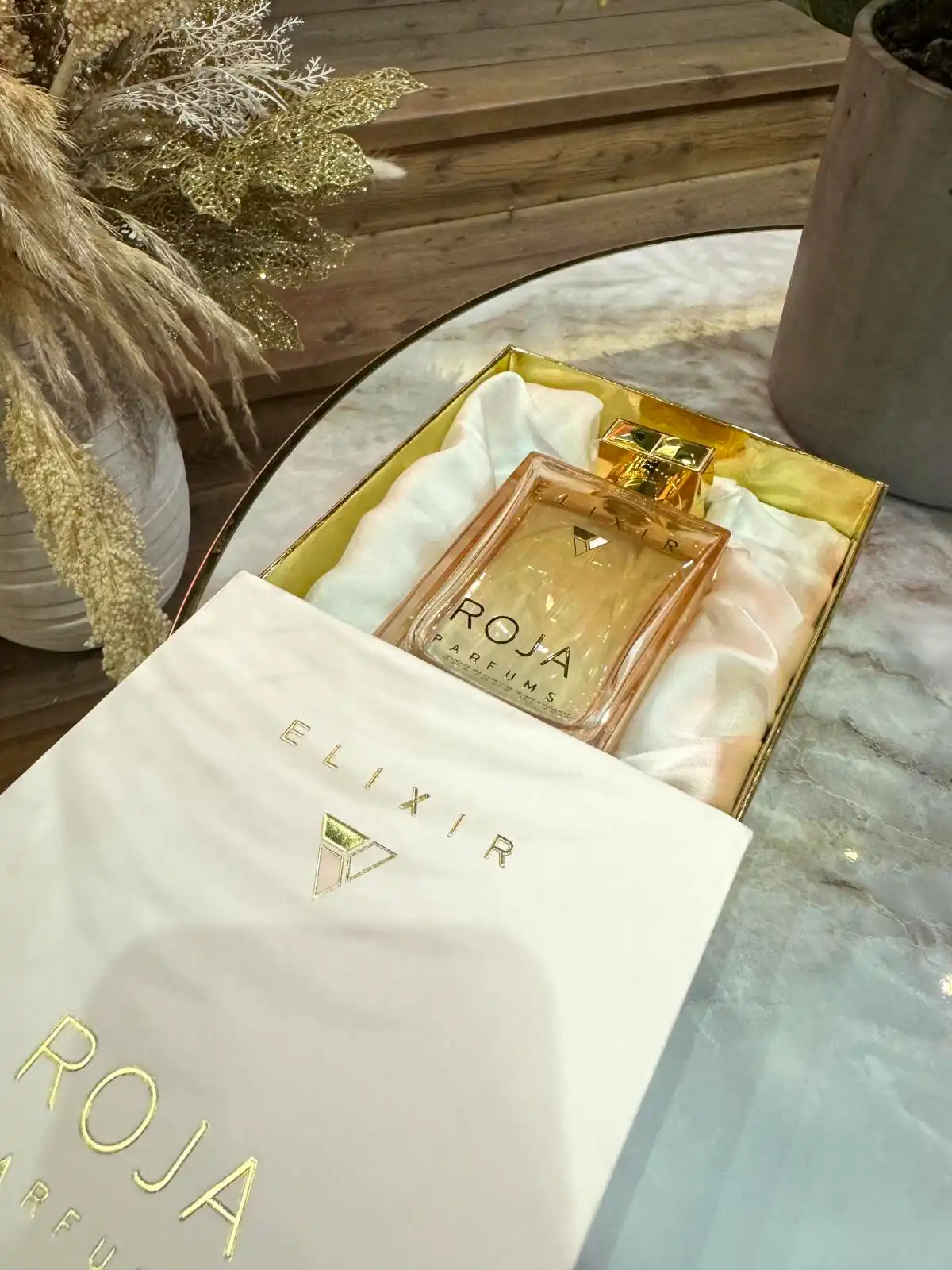 Độ lưu hương nước hoa Roja Elixir