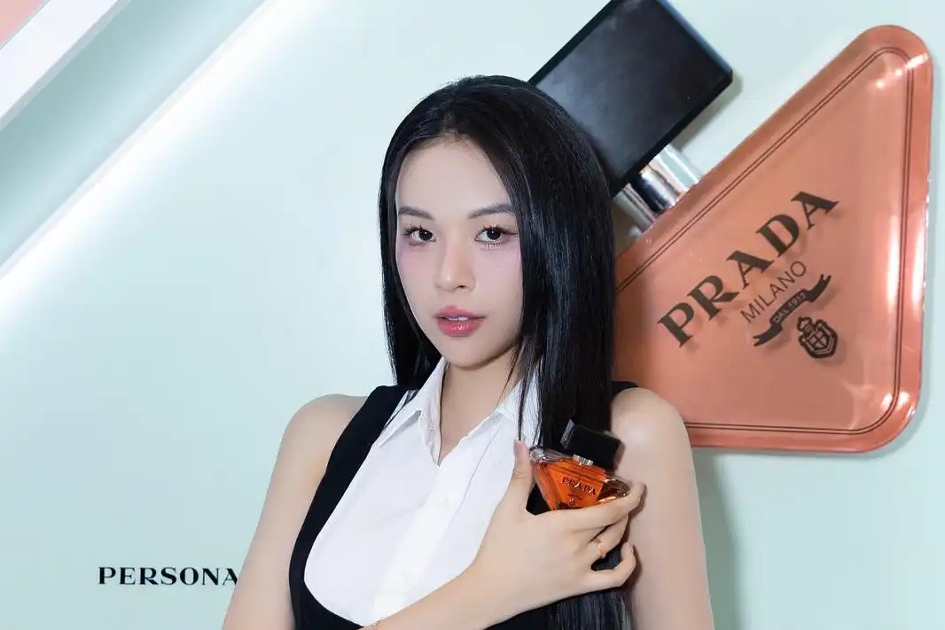 Review Nước Hoa Prada Paradoxe Và YSL Libre
