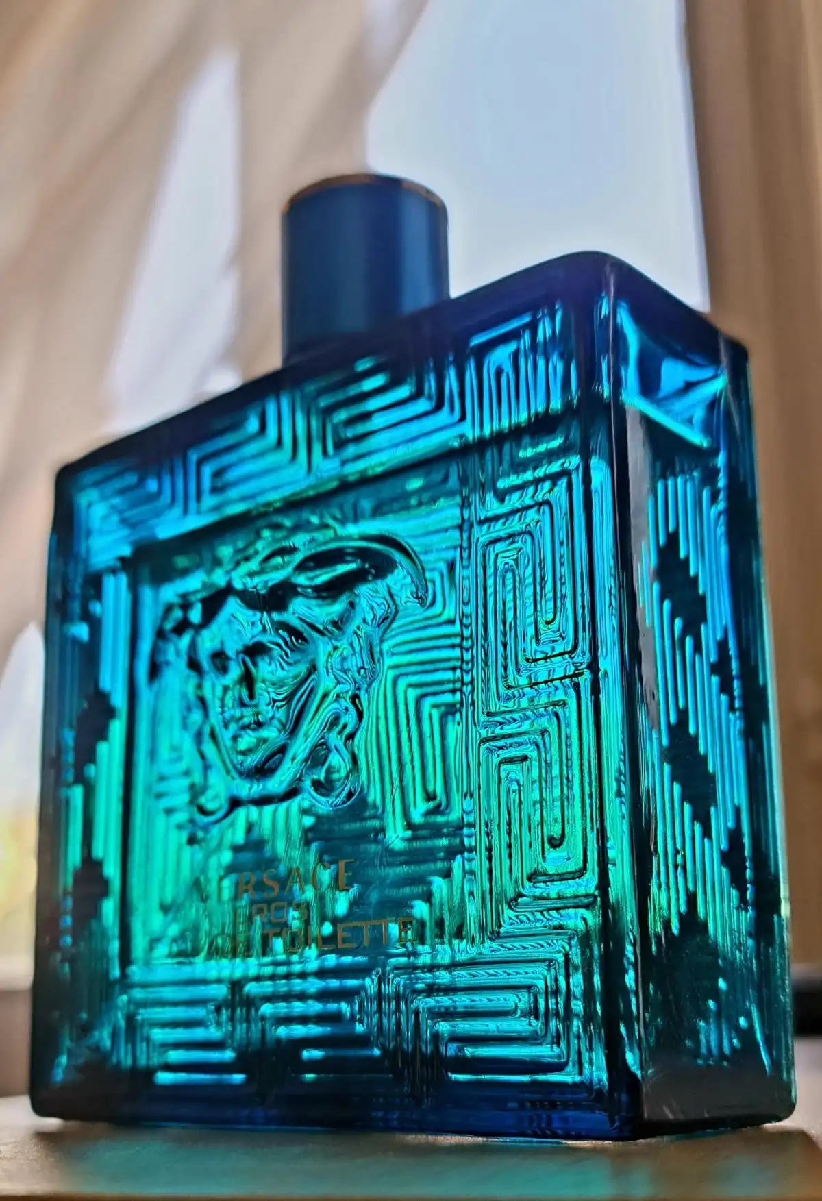 Độ lưu hương Versace Eros Eau De Toilette