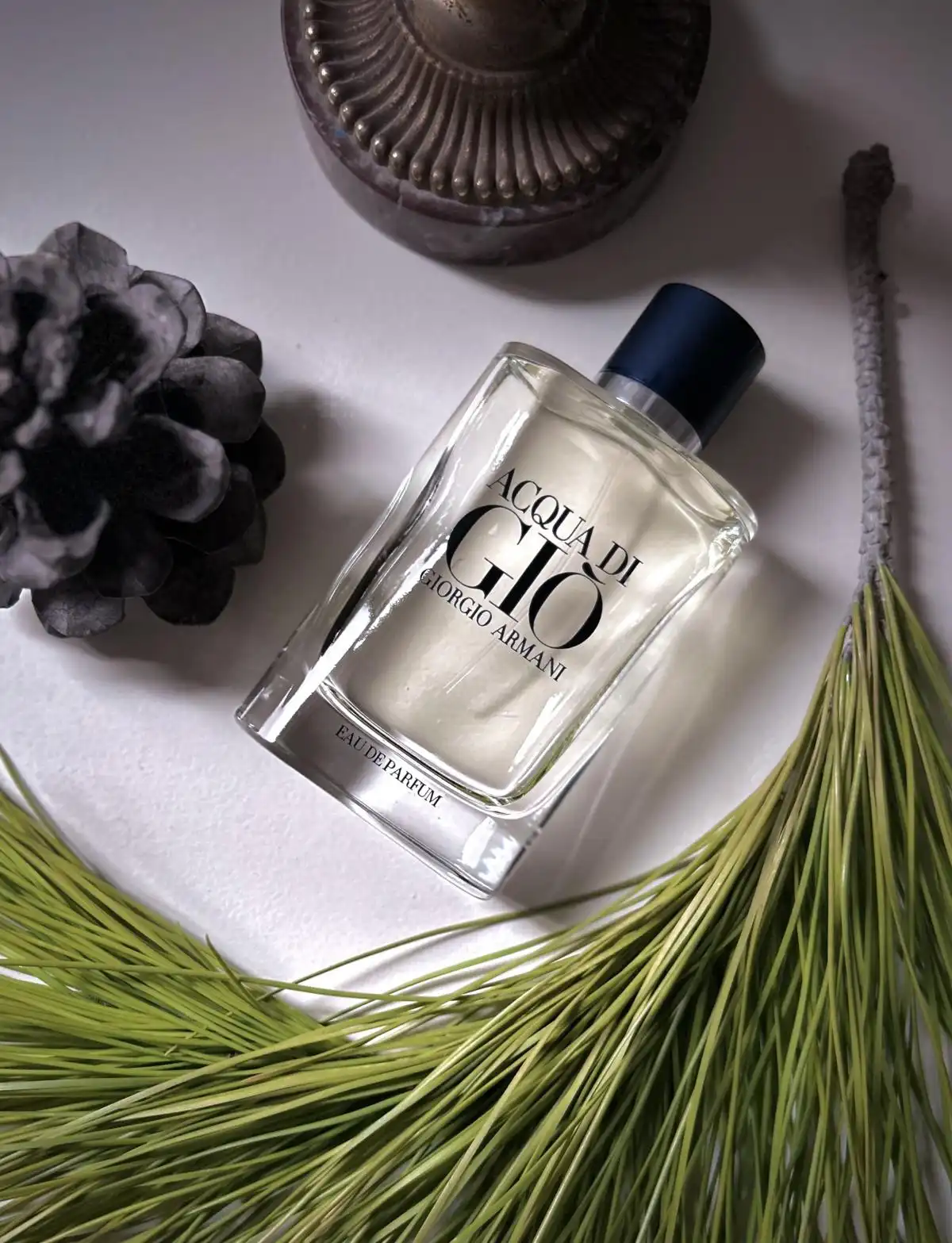 Xịt bao nhiêu nước hoa Acqua Di Gio Eau de Parfum là đủ?