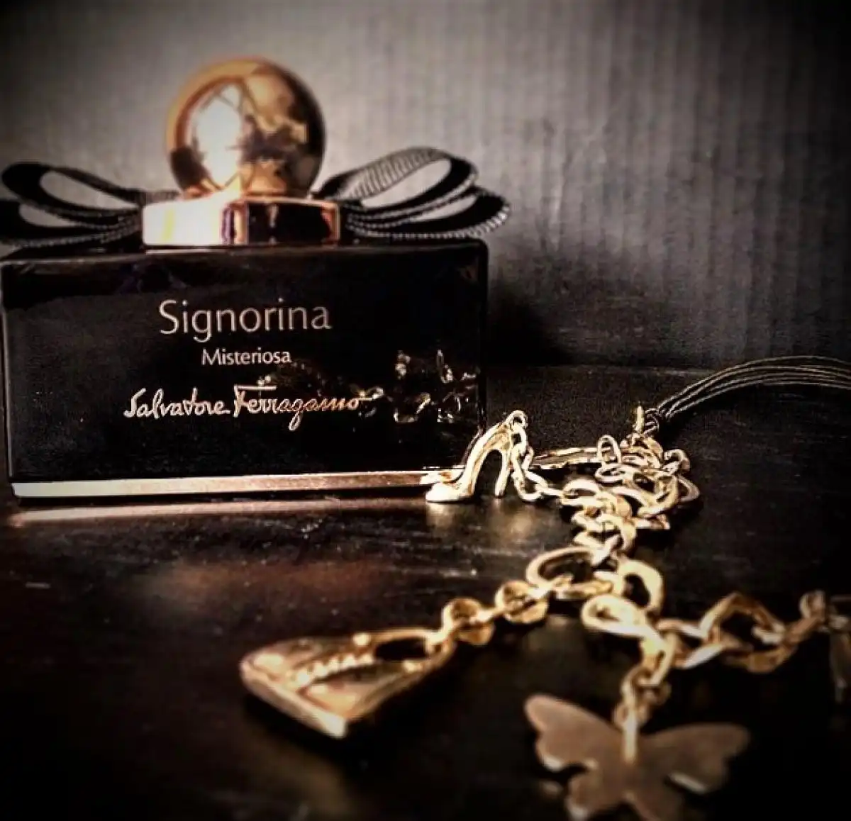 Tính linh hoạt Signorina Misteriosa (Signorina Đen)
