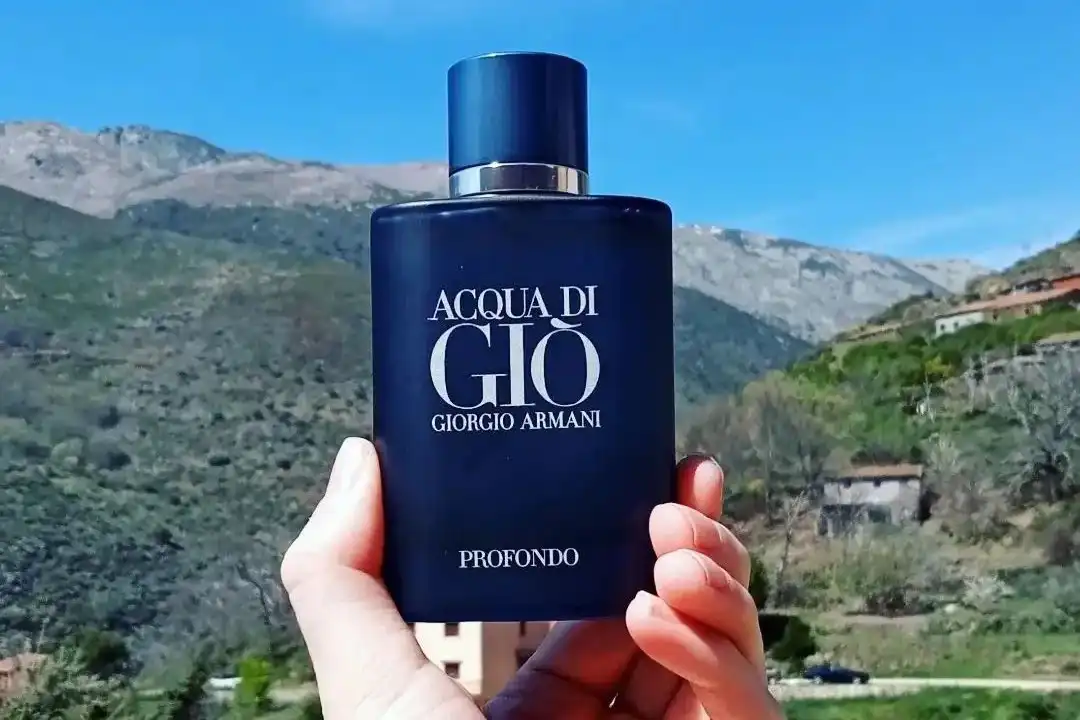 Review Nước Hoa Acqua Di Gio Profondo By Giorgio Armani Trong Năm 2024