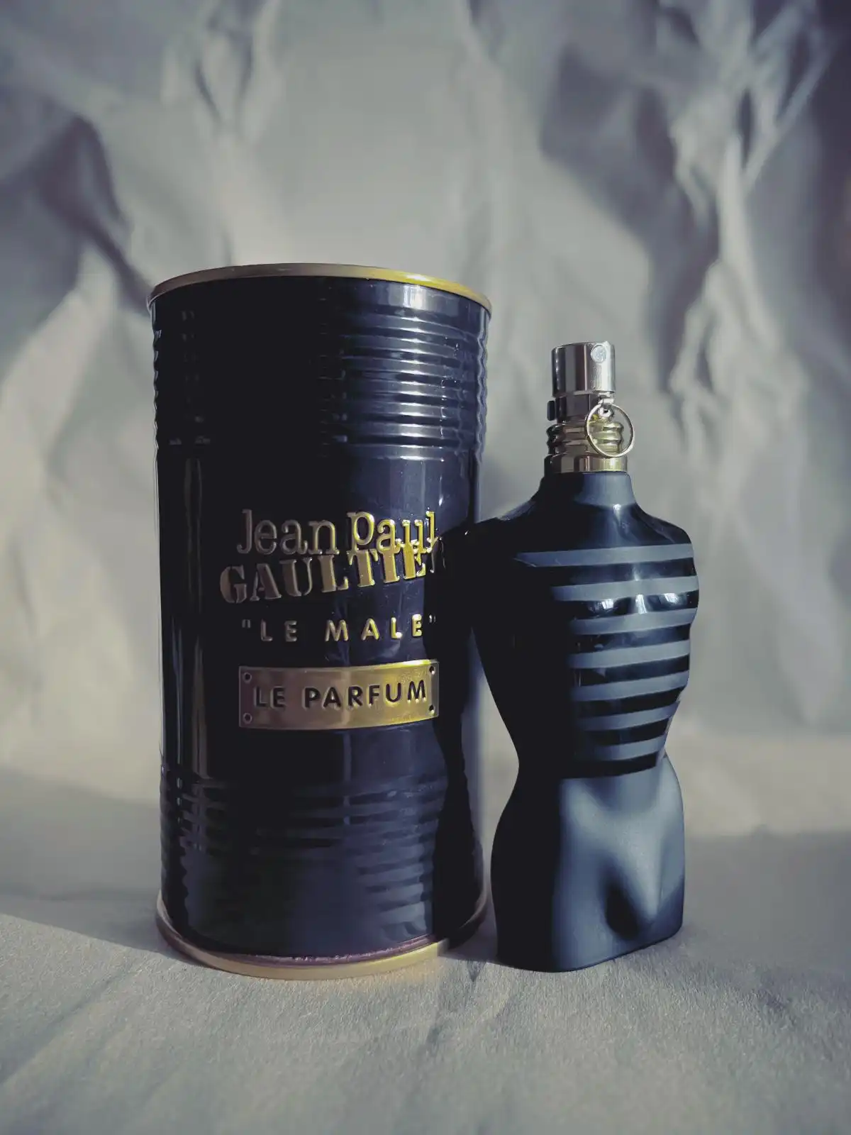 Thiết kế Nước Hoa Le Male Le Parfum