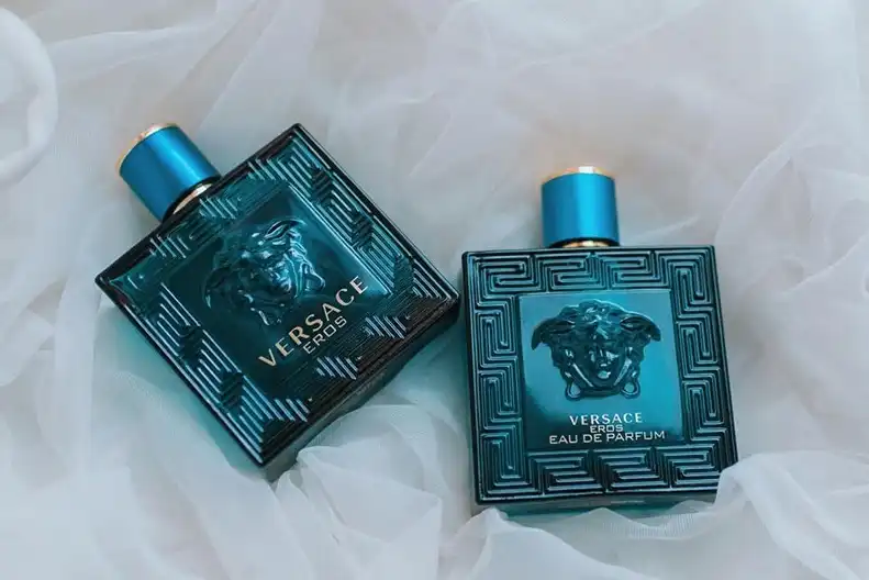 So Sánh Nước Hoa Versace Eros EDT Vs. Eros EDP
