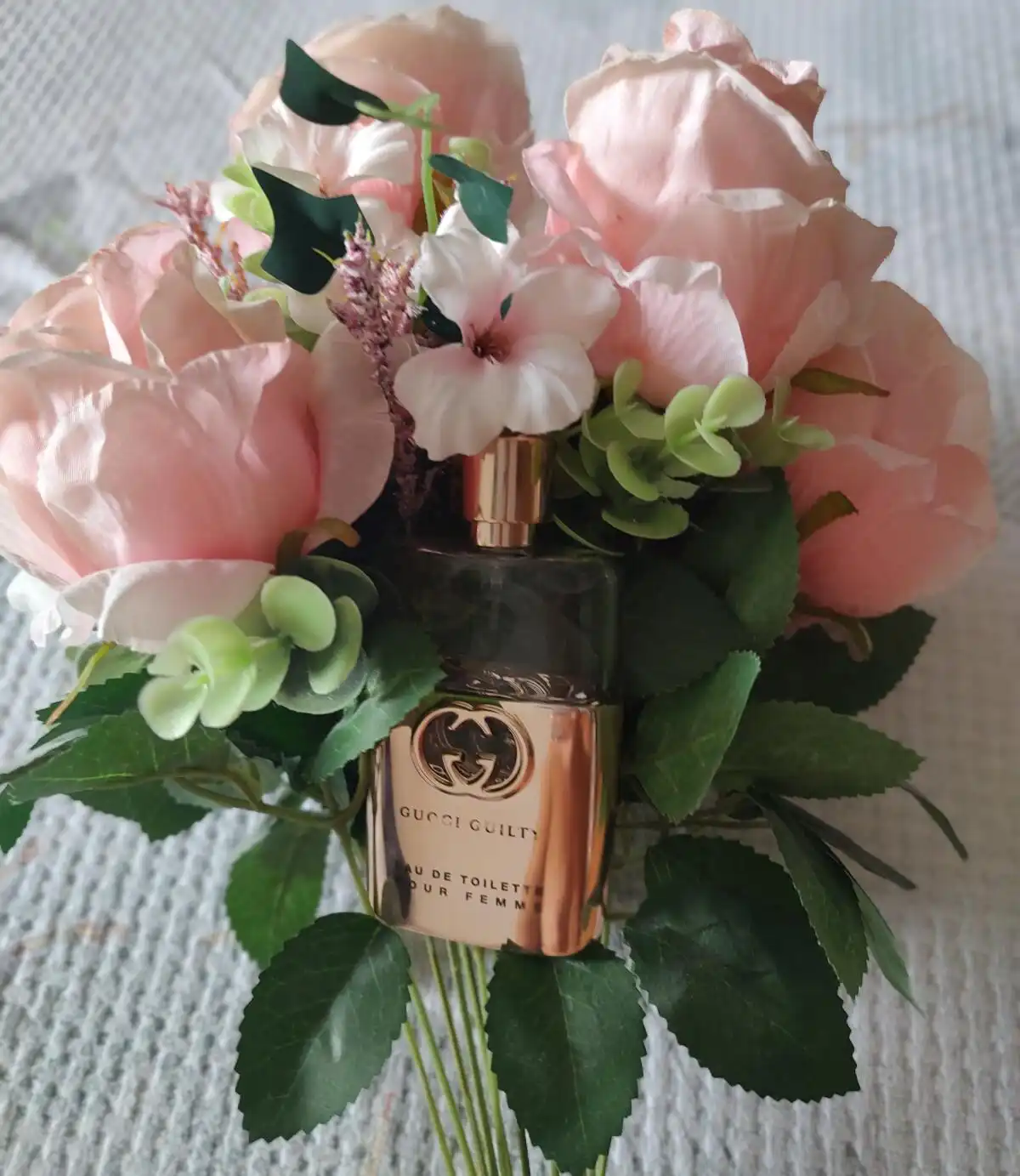 Tính linh hoạt Gucci Guilty Pour Femme EDT