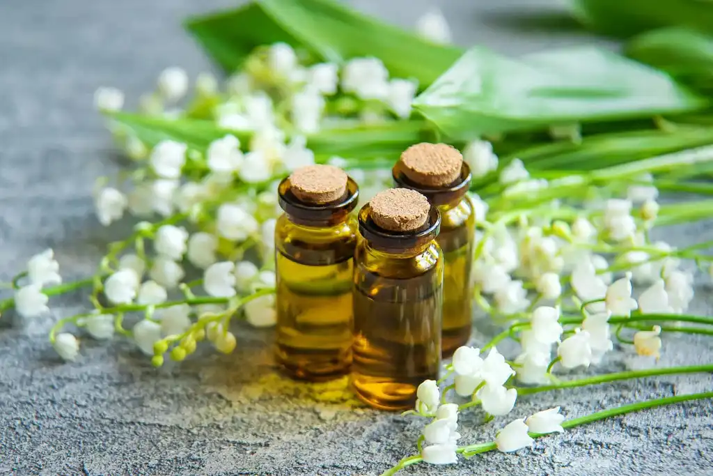 Nghệ Thuật Tạo Ra Nước Hoa Hương Hoa