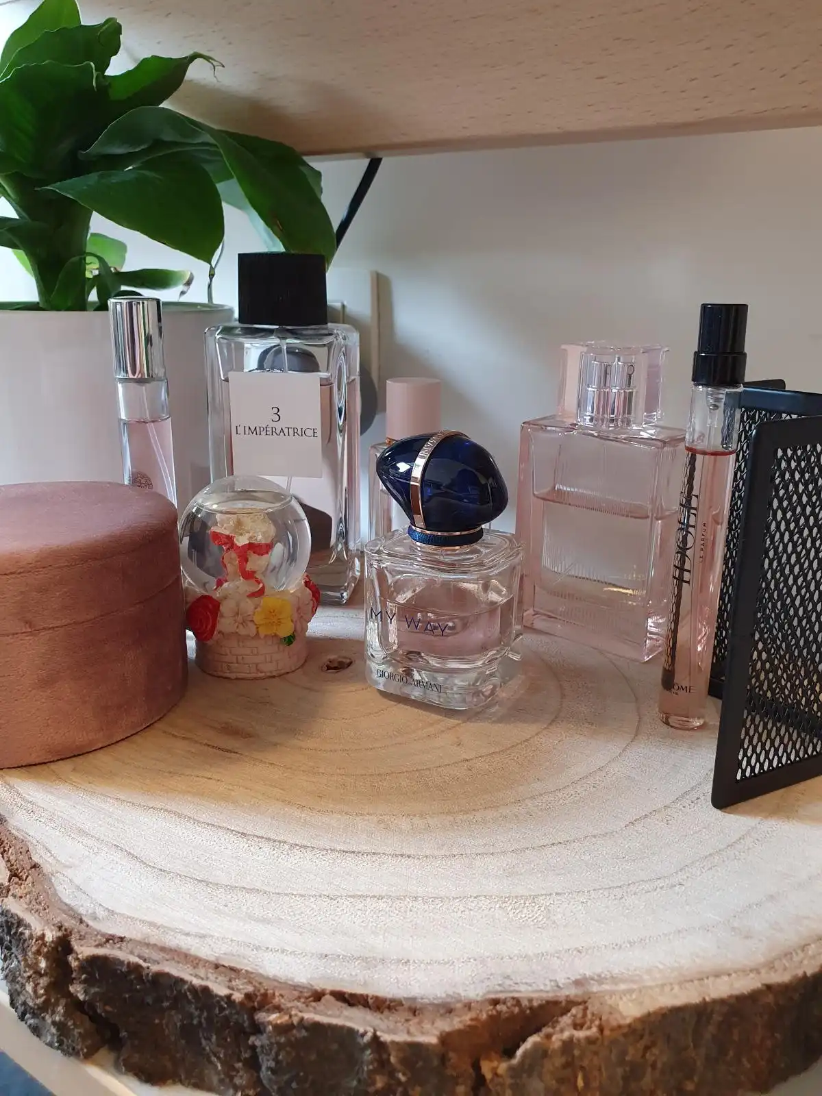 Độ lưu hương và tỏa hương Dolce & Gabbana L’Imperatrice 3