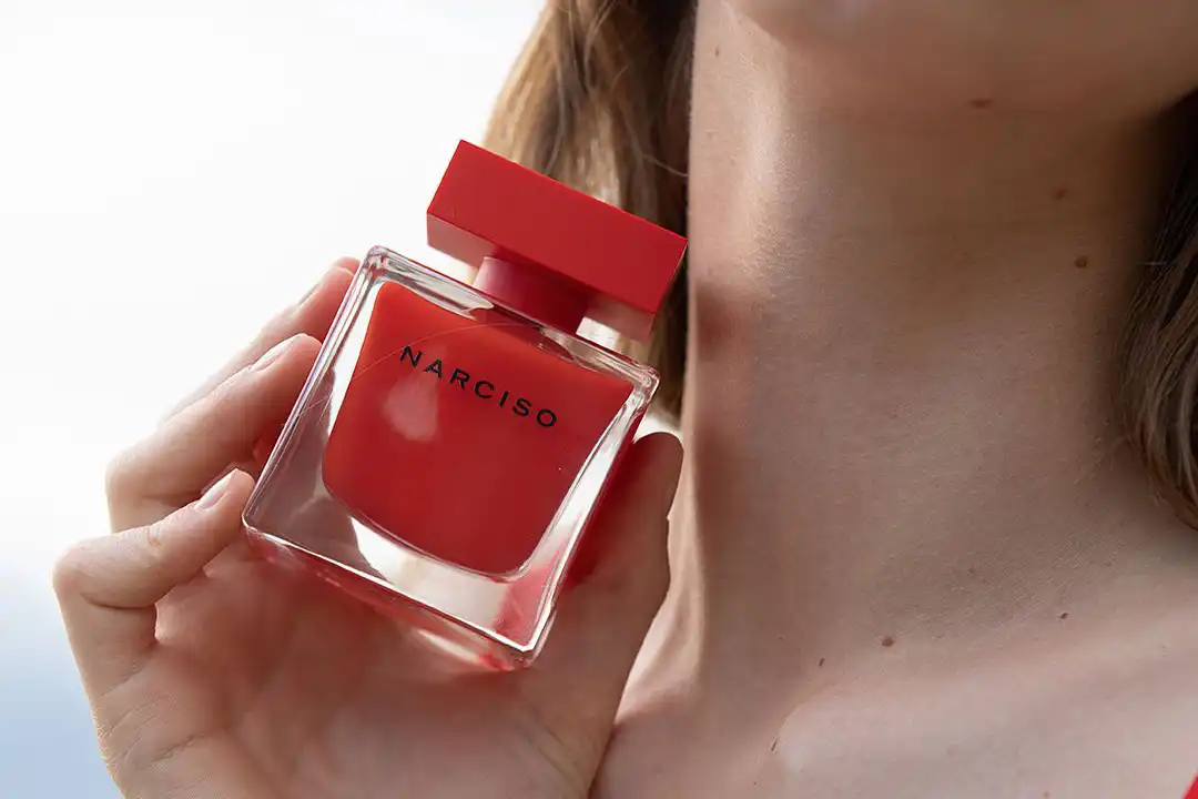 Review Nước Hoa Narciso Rouge (Đỏ)