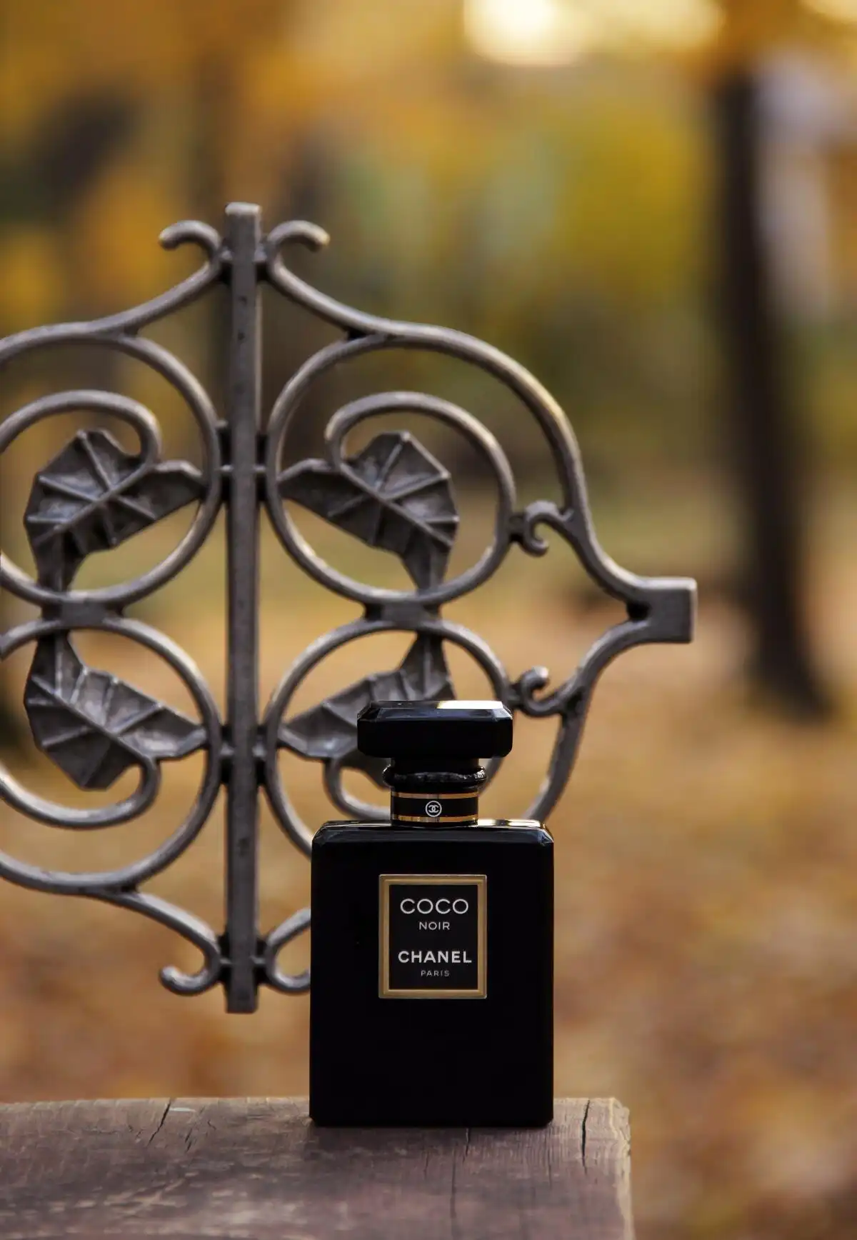 Độ lưu hương và tỏa hương nước hoa Chanel Coco Noir