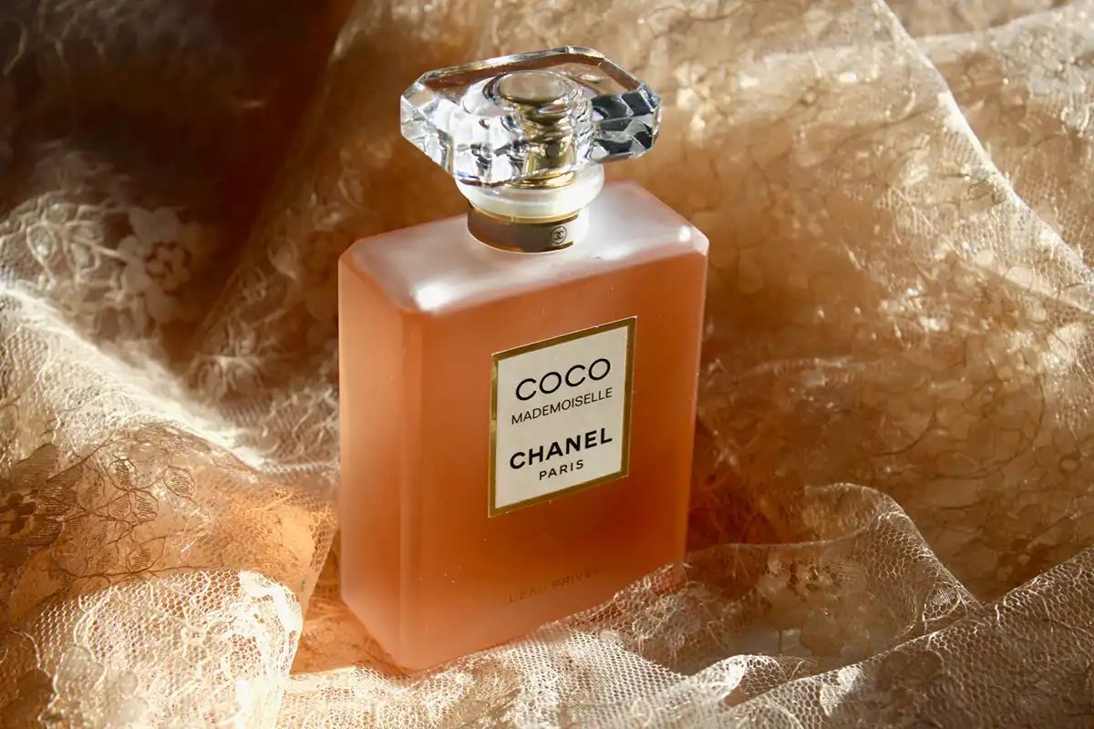 Review Nước Hoa Coco Mademoiselle L’Eau Privée