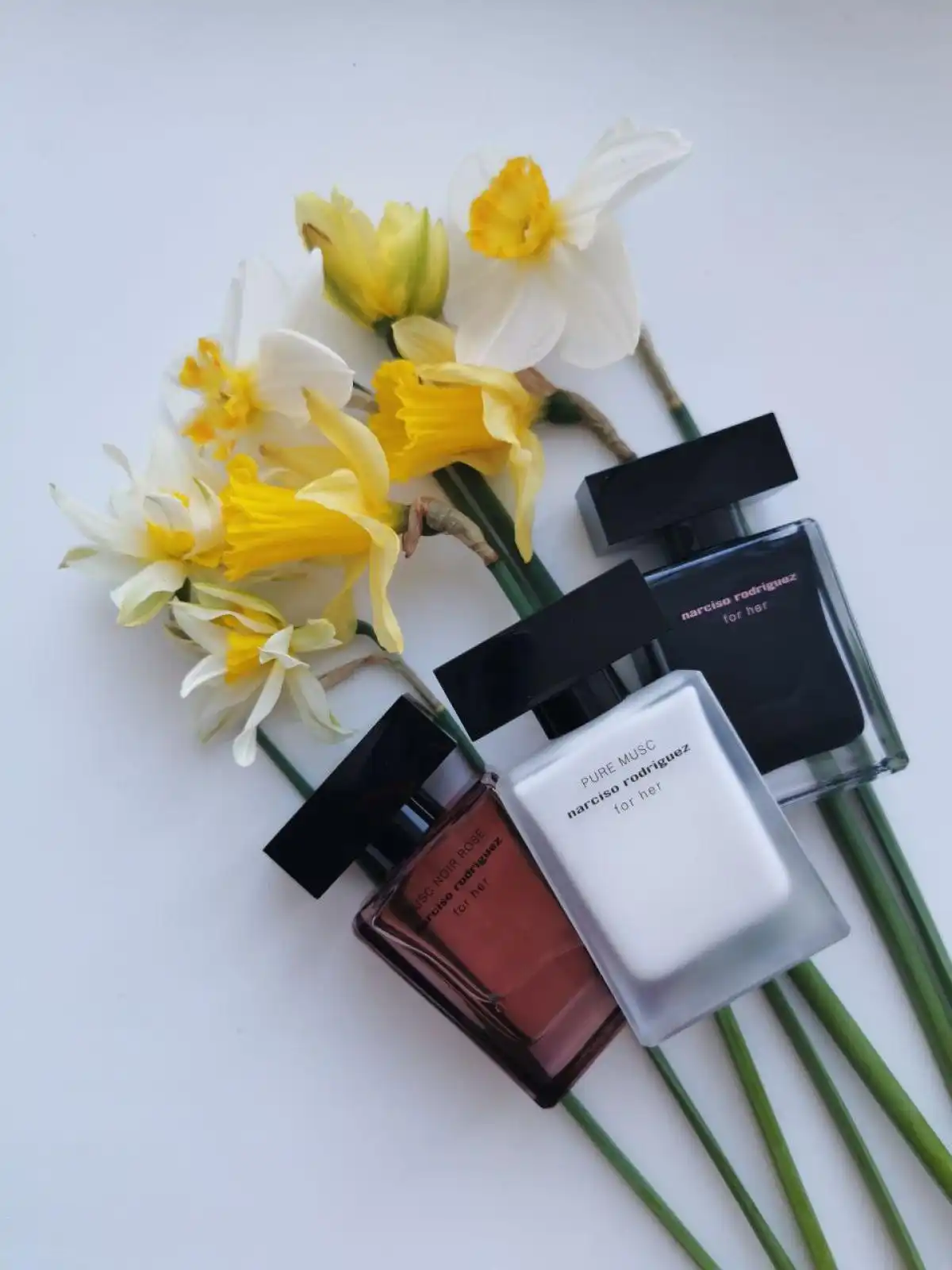 Thiết kế nước hoa Narciso Rodriguez For Her Musc Noir Rose