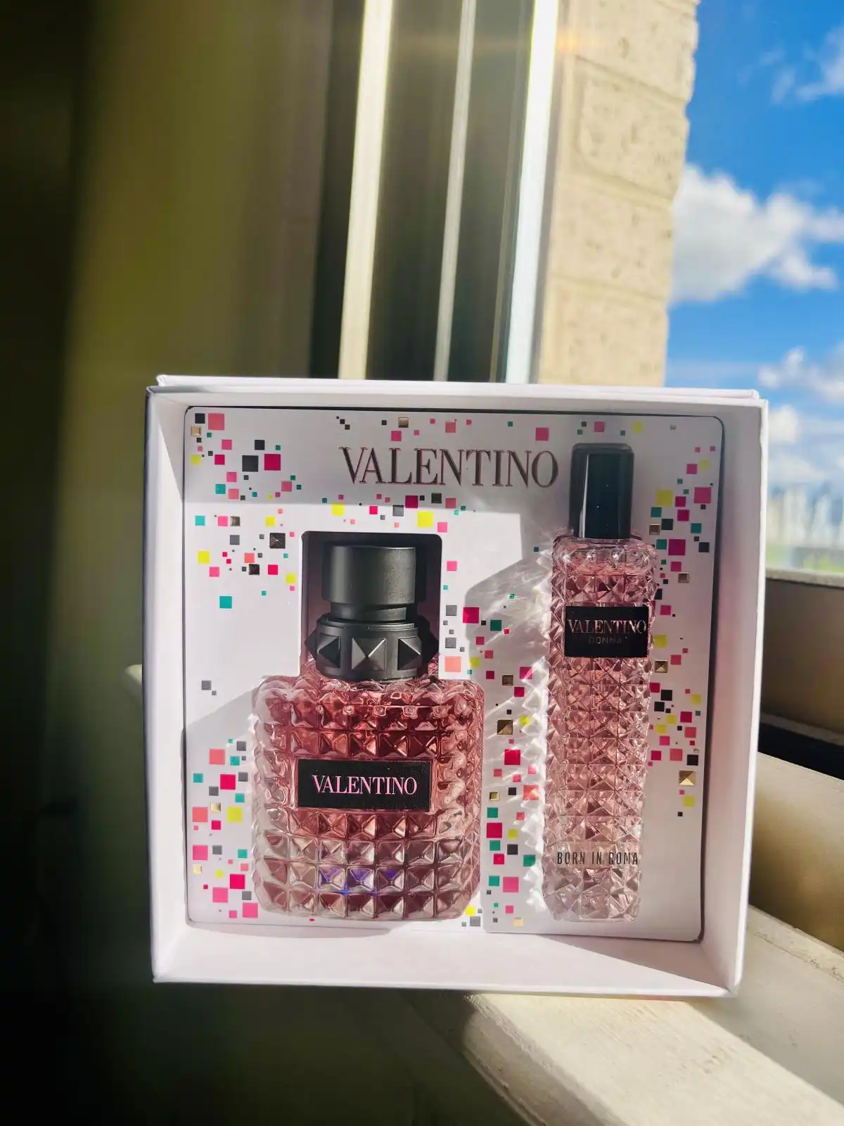 Độ tỏa hương Valentino Donna Born In Roma