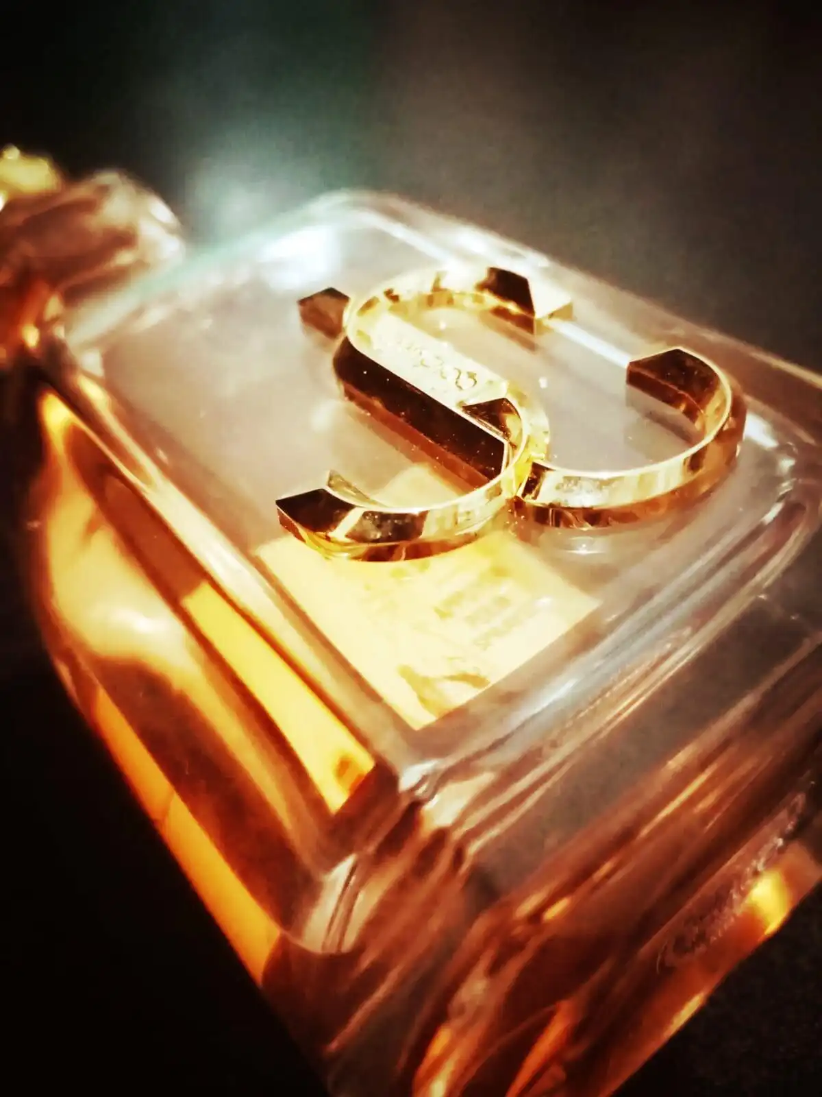 Tính linh hoạt Jimmy Choo I Want Choo EDP