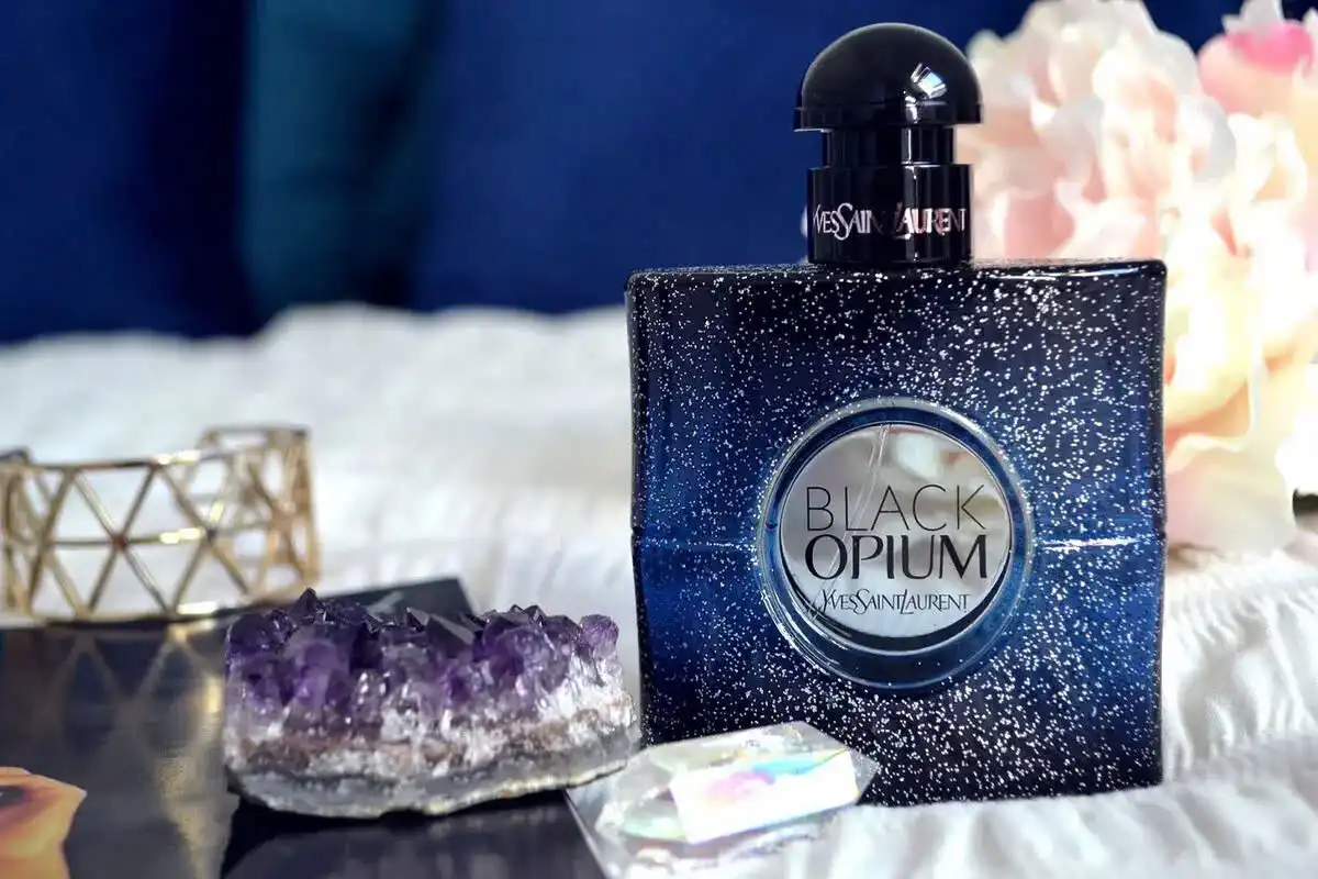 Review nước hoa Yves Saint Laurent Black Opium Intense