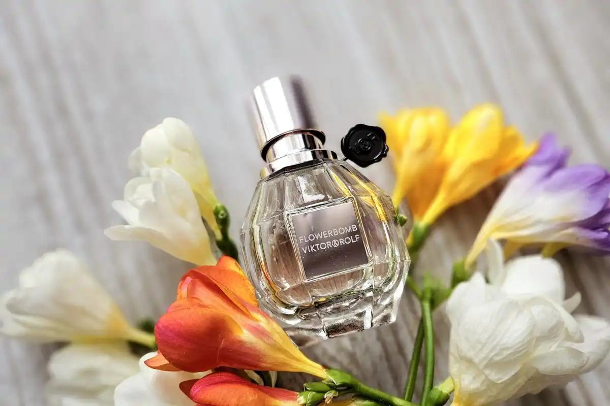 Review Nước Hoa Nữ Đại Gia Viktor & Rolf Flowerbomb