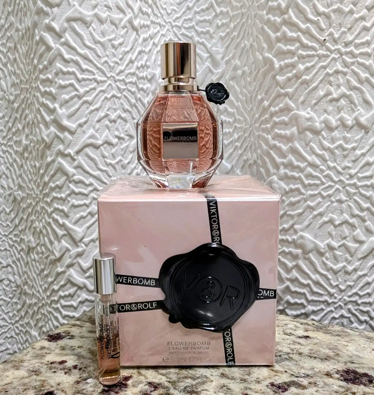 Tính linh hoạt Viktor & Rolf Flowerbomb