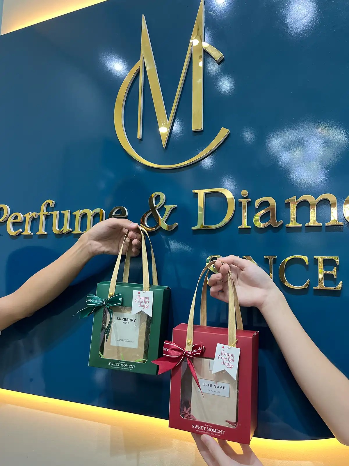 Gói quà nhân ngày 20/11 tại MC Perfume