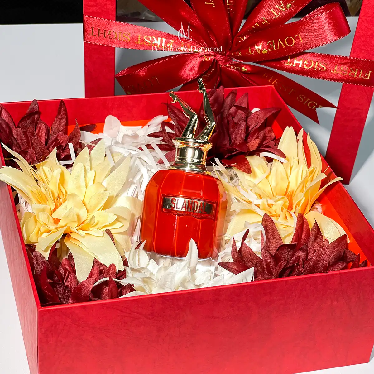 Hộp quà Valentine Scandal Le Parfum