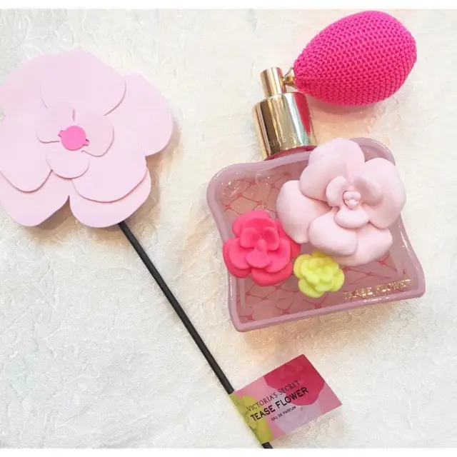 Hình 5 - Victoria’s Secret Tease Flower EDP 100ml