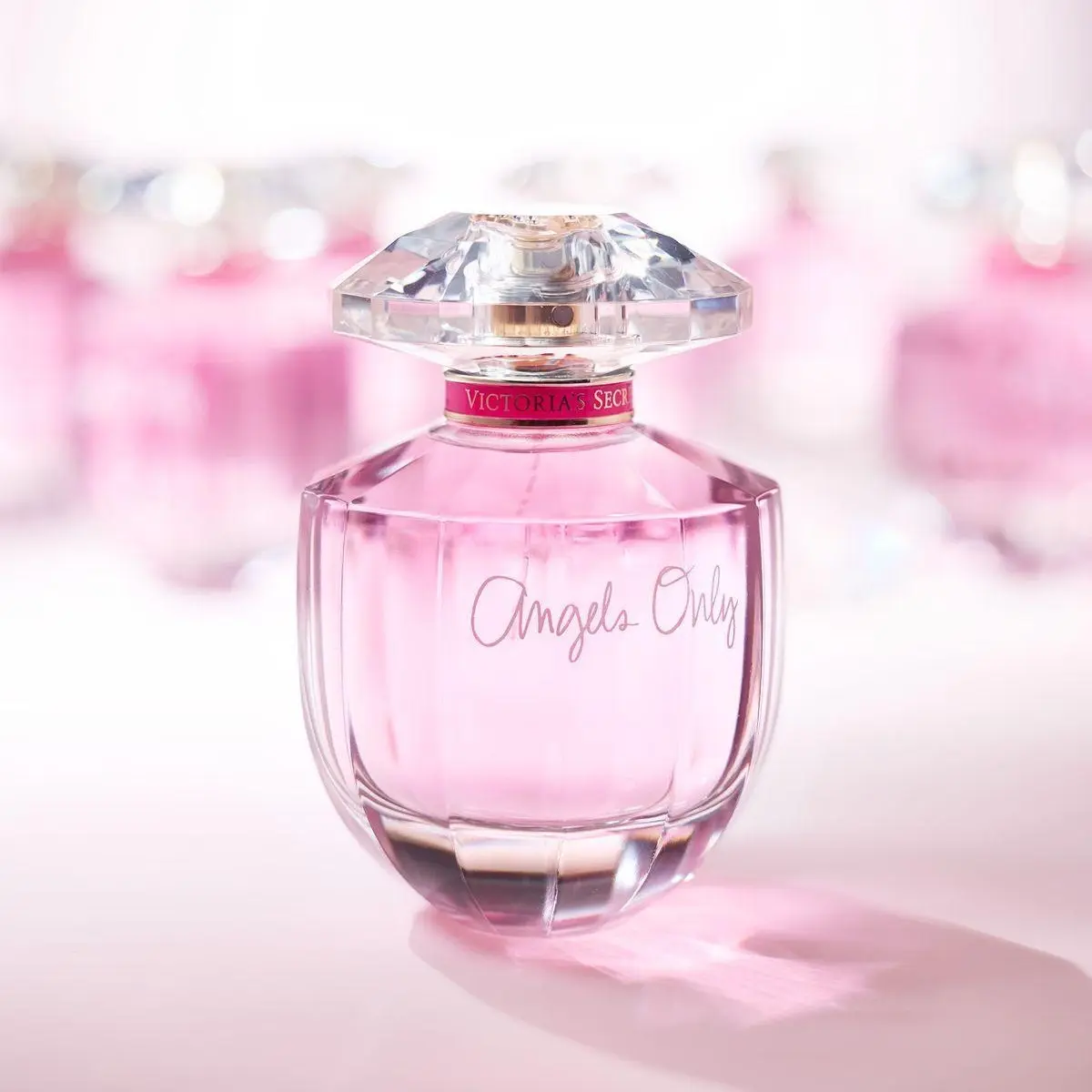 Victoria's Secret Angel Only EDP - MC Perfume & Diamond: Công Ty