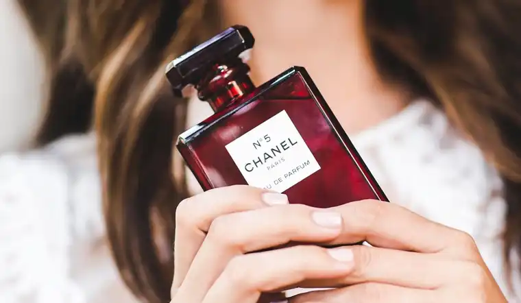 Hình 3 - Chanel No 5 Red Edition EDP 100ml