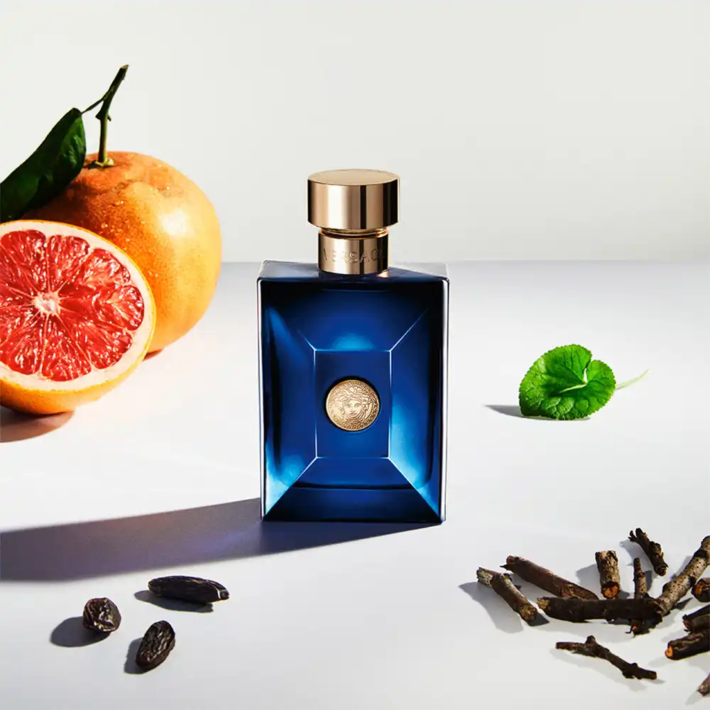 So Sánh Versace Dylan Blue Nam Vs. YSL Y EDP: Đại Chiến Hai Siêu Phẩm Xanh Đa Dụng Bậc Nhất