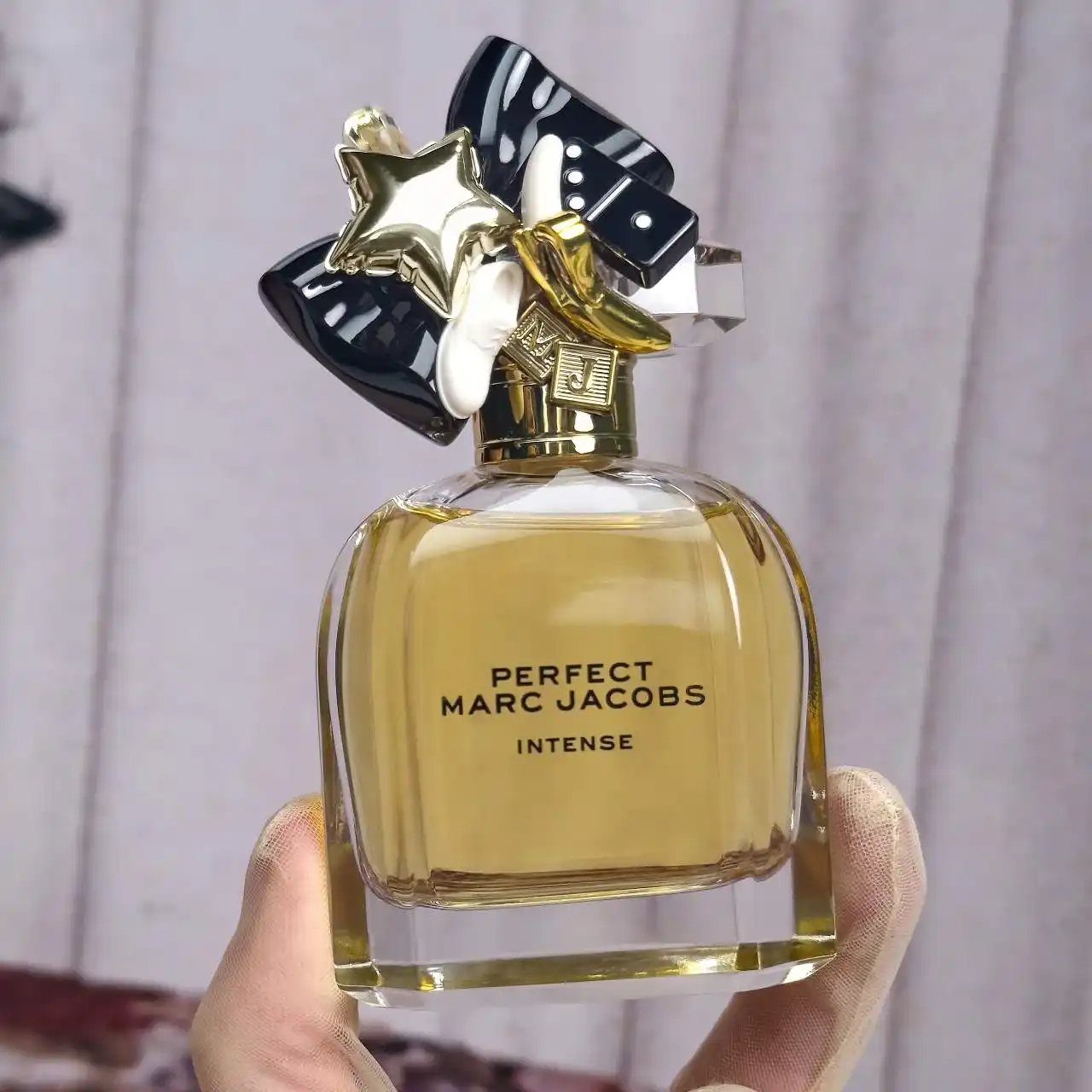 Hình 4 - Marc Jacobs Perfect EDP Intense 50ml