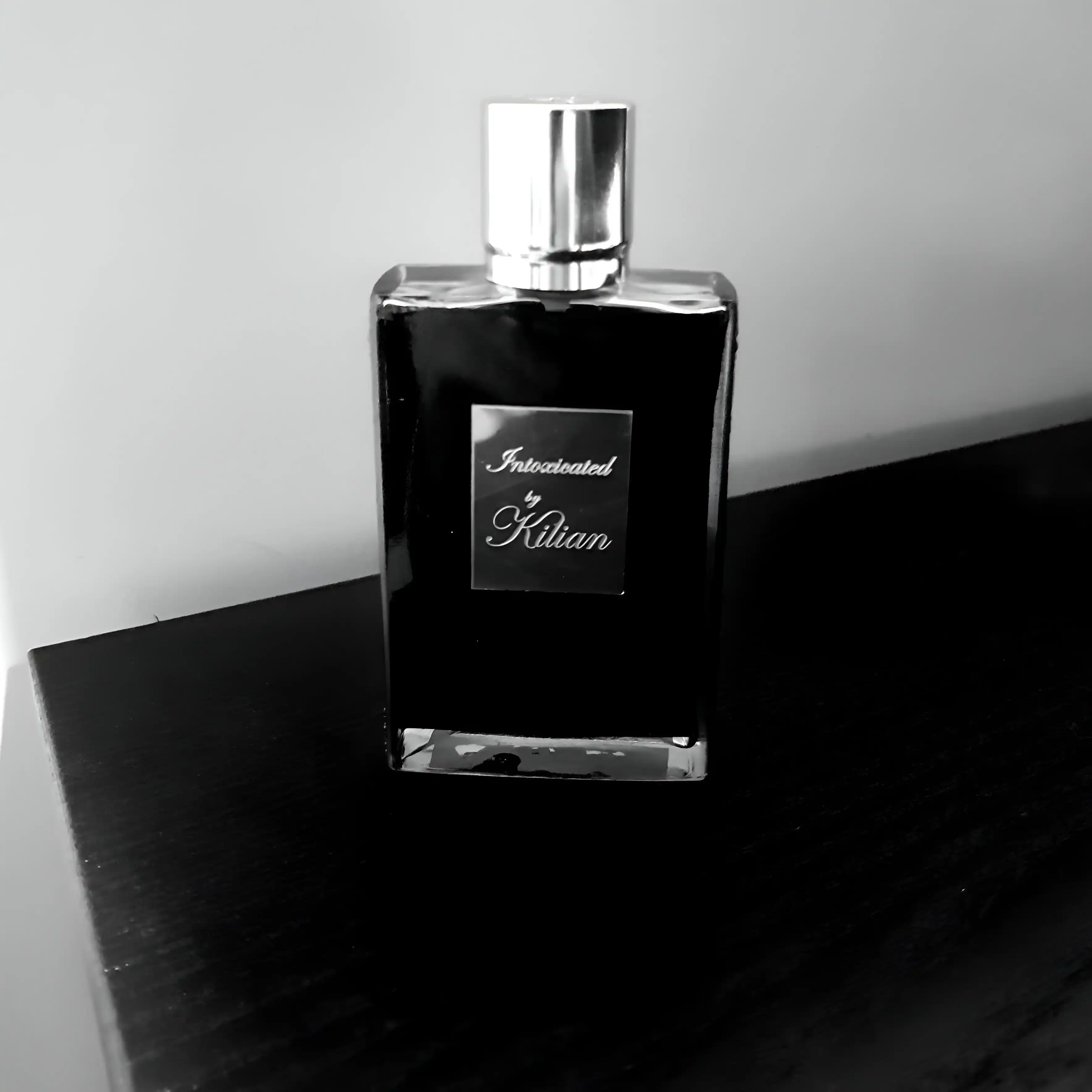 Hình 2 - Kilian Intoxicated EDP 50ml