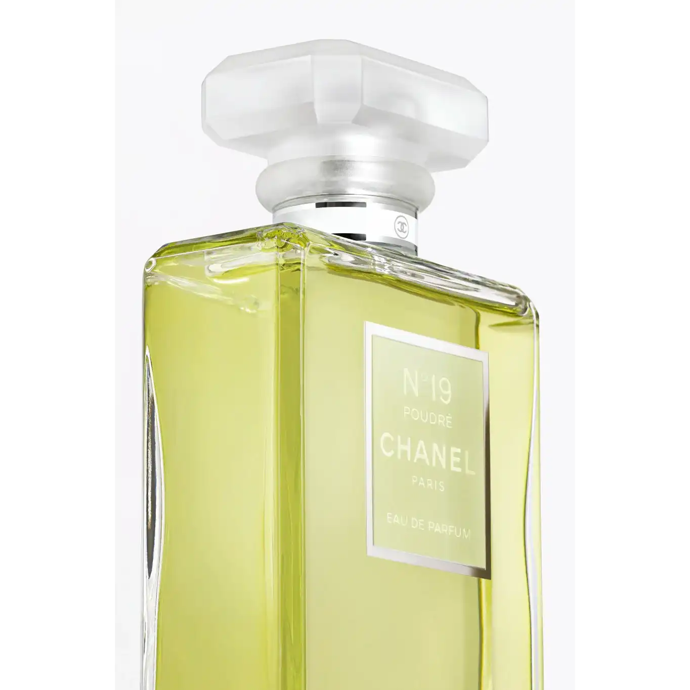 Hình 2 - Chanel No19 Poudre EDP 100ml