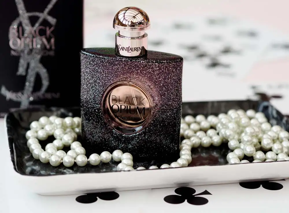 Hình 3 - Yves Saint Laurent Black Opium Nuit Blanche EDP 90ml
