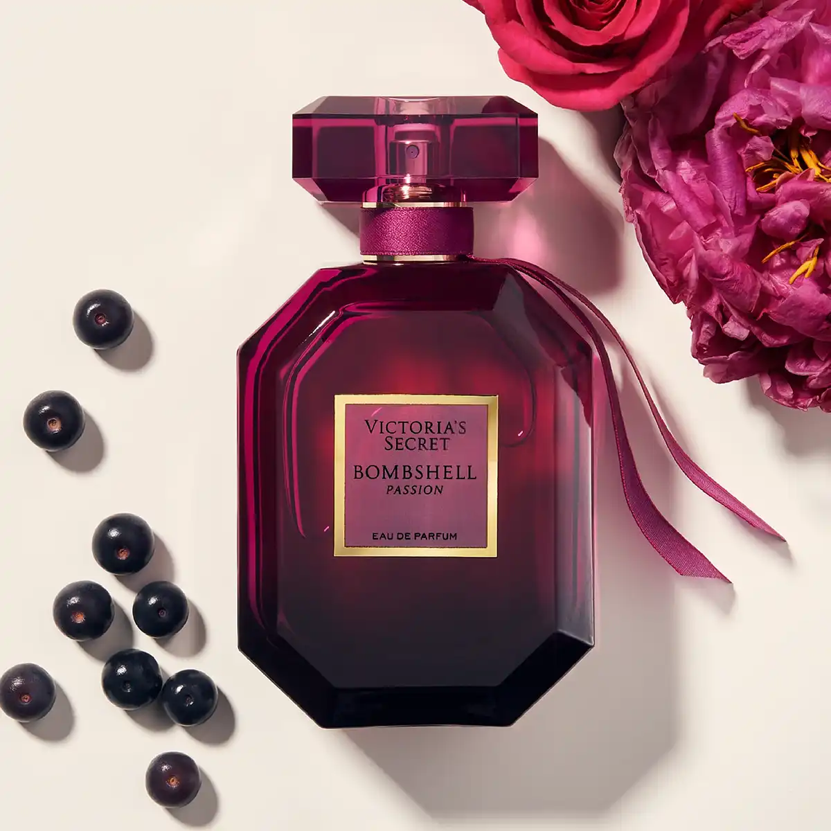 Hình 2 - Victoria’s Secret Bombshell Passion EDP 100ml