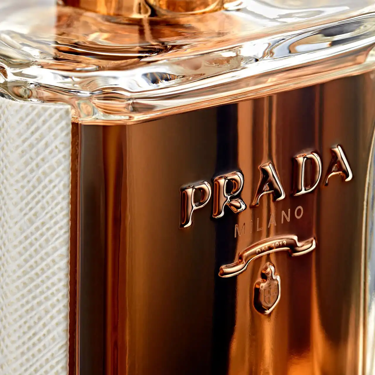 Hình 3 - Prada La Femme EDP 100ml