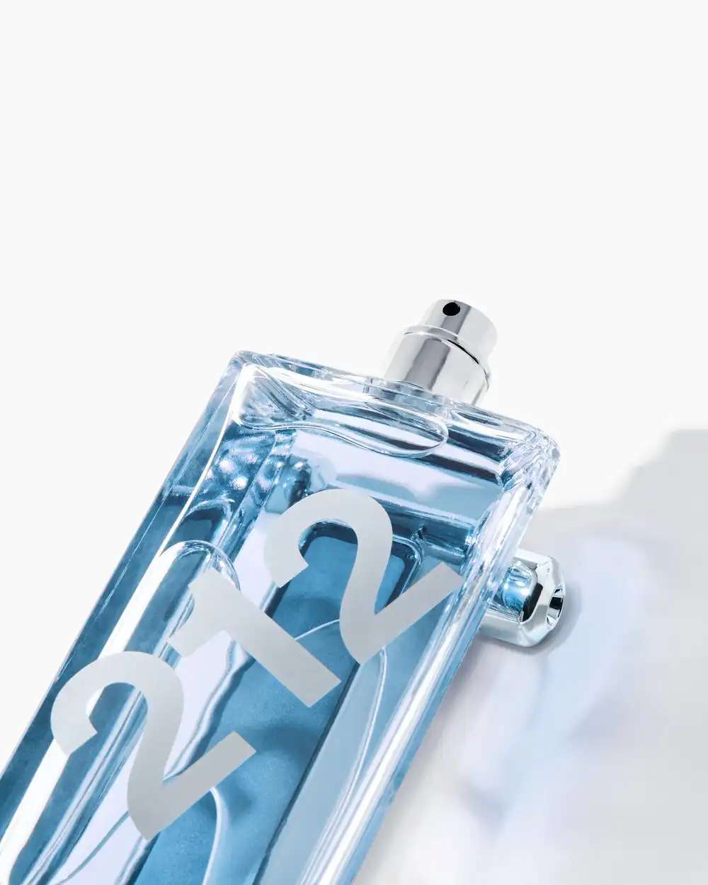 Hình 2 - Carolina Herrera 212 Heroes EDT 150ml