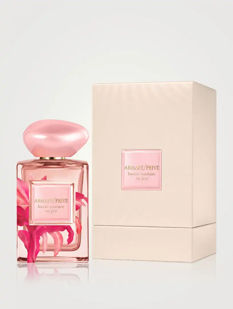 Giorgio Armani Haute Couture en Jeu (2024)
