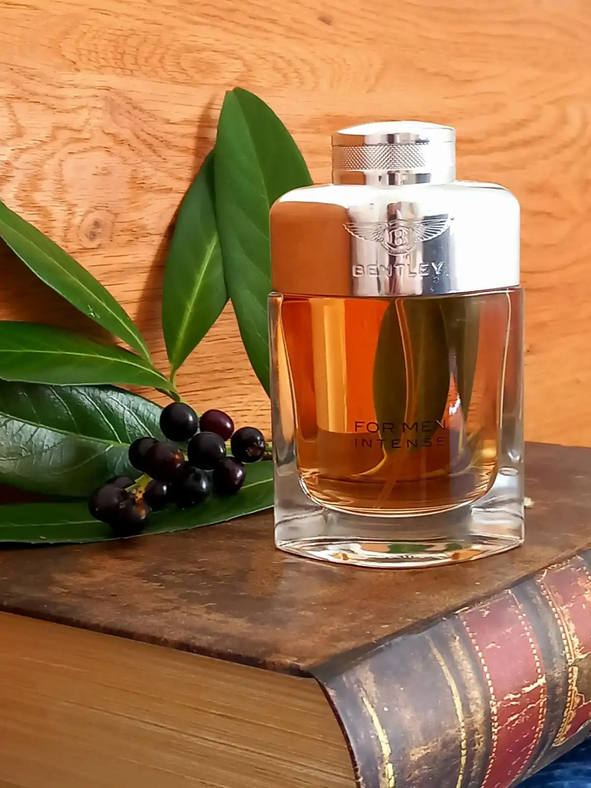 Hình 5 - Bentley for Men EDP Intense 100ml