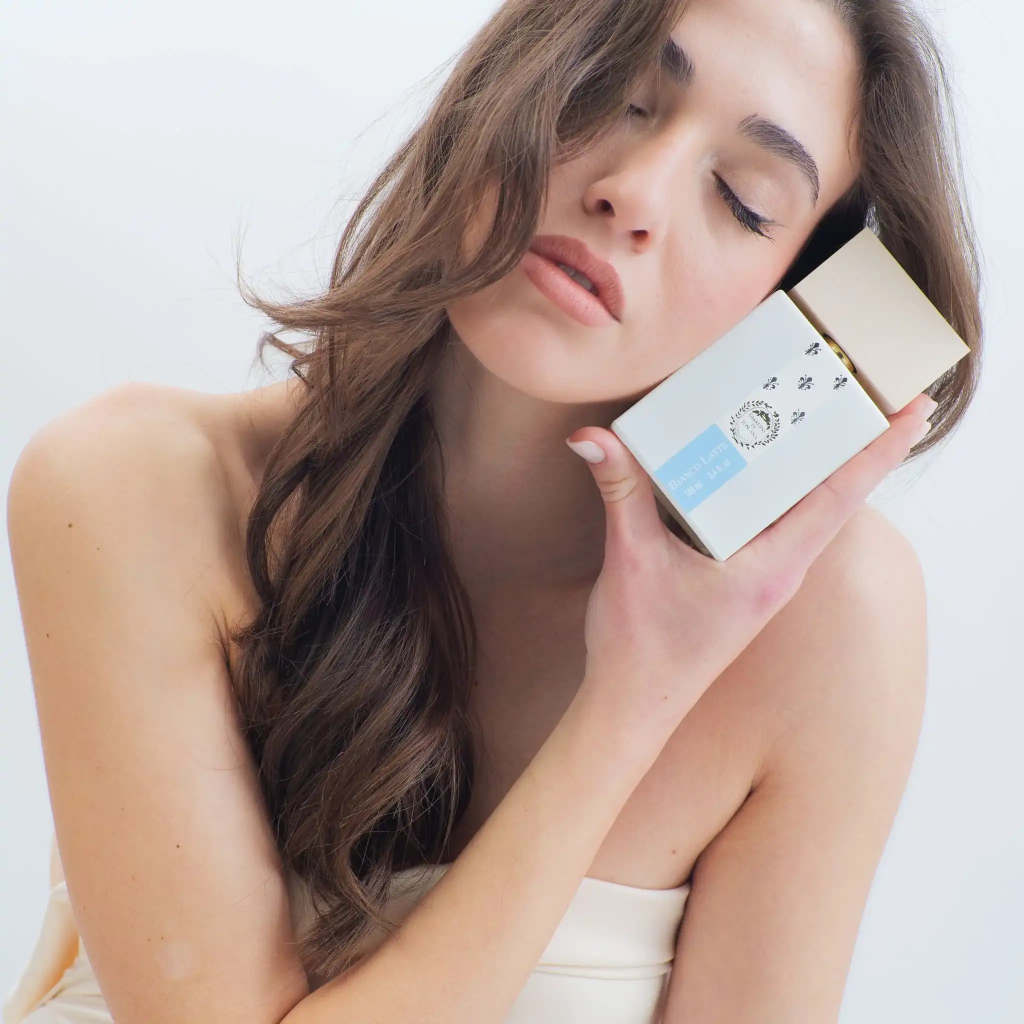 Hình 2 - Giardini Di Toscana Bianco Latte EDP 100ml